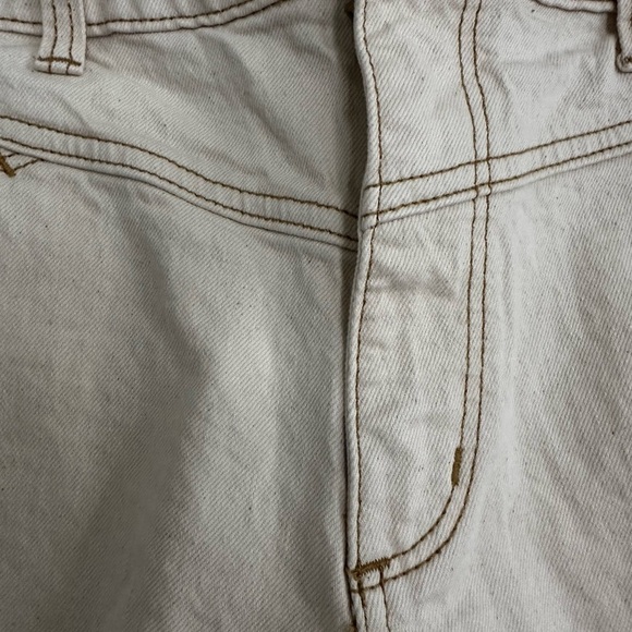 Universal Thread Shorts Womens Size 10/30R Cream Vintage Midi High Rise Stretch. - Picture 9 of 14